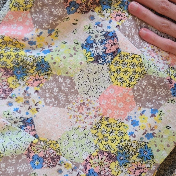 Floral crop top - Picture 4 of 4